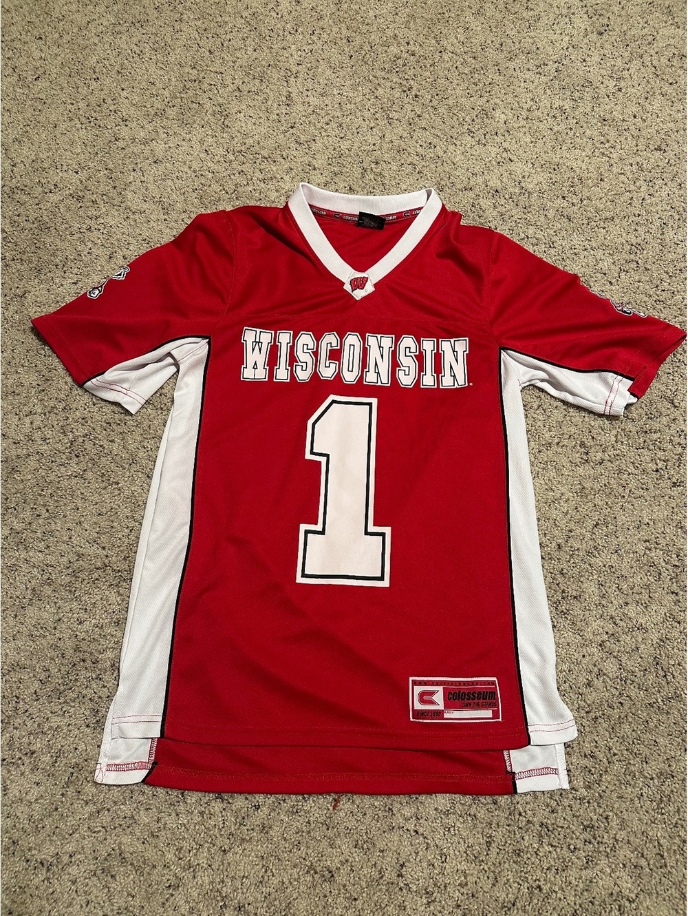 Wisconsin Badgers Colosseum Men’s Football Jersey Size Small Red White #1